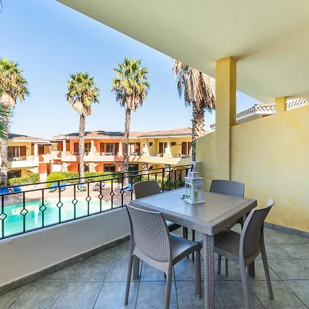 Village 4 People Apartamento *